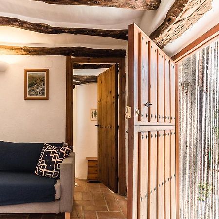 Casa Mundo - 16Th Century Traditional White Village House With Pool Pinos del Valle Esterno foto