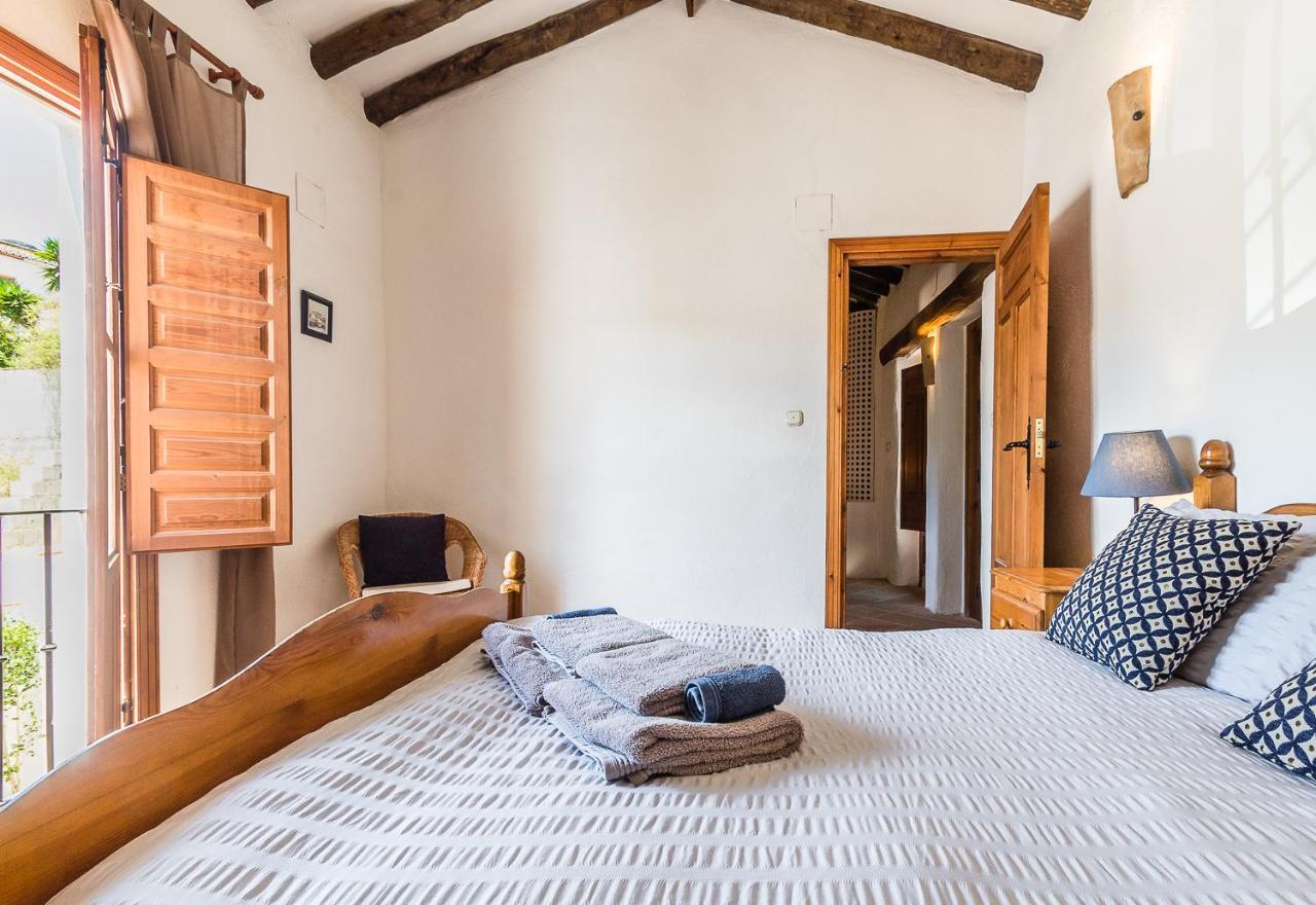 Casa Mundo - 16Th Century Traditional White Village House With Pool Pinos del Valle Esterno foto