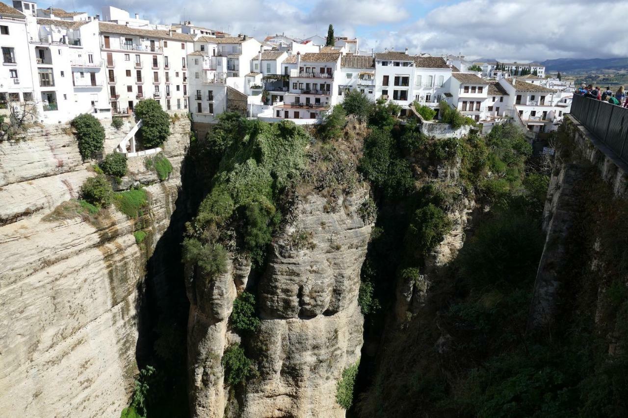 Casa Mundo - 16Th Century Traditional White Village House With Pool Pinos del Valle Esterno foto